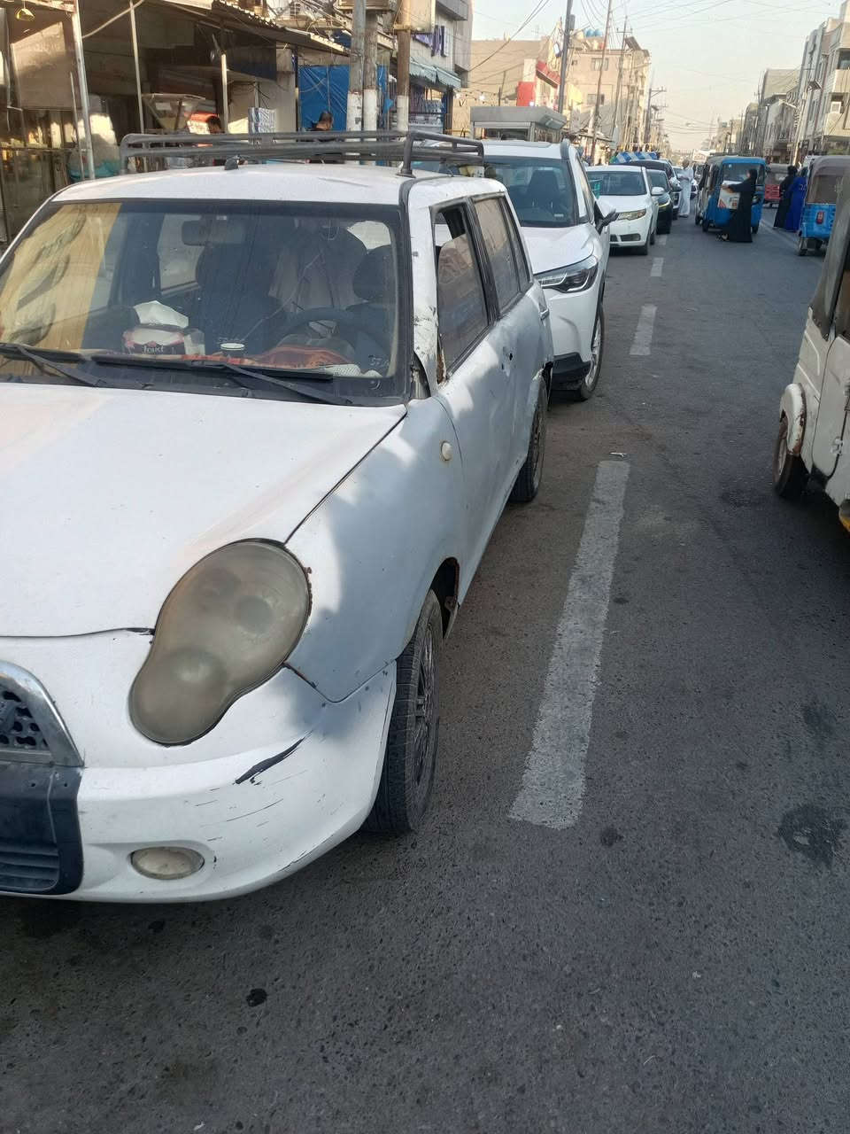 السلام عليكم ليفان ٣٢٠ موديل ١١ يرادلها ترتيب مكان بغداد ***********
