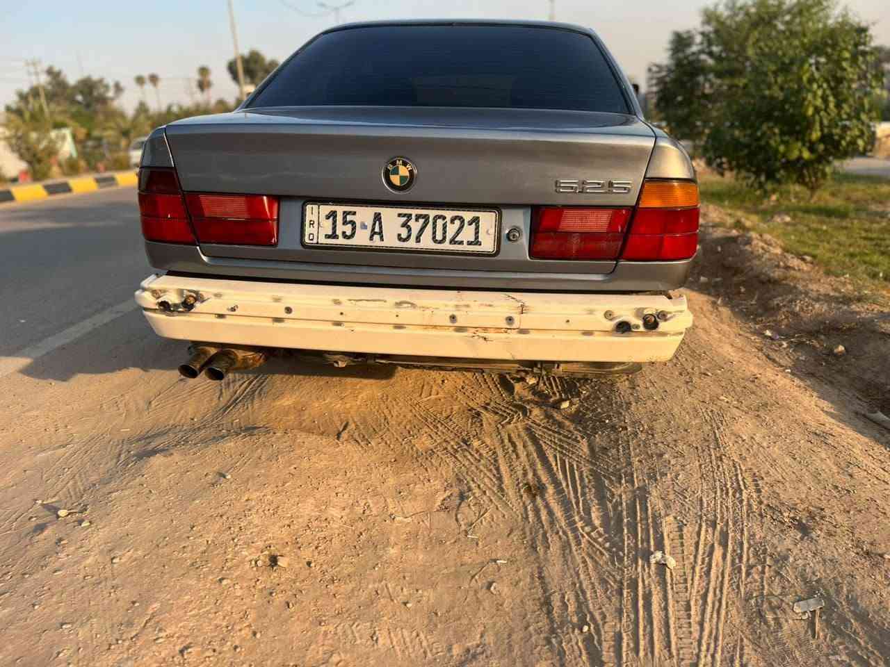 السلام عليكم بيم ام حجم ٥٢٥ محرك مفتوح كير اوتو كفاله تبريد وي السويج اشاير لايت زنون شاده ب٣٥٠ سكن عدسه السياره مكفوله من الضربه القويه تخم تاير جديد باتري جديد حدايه جديده كهربائيات كلهه شغاله سياره مجهزهه عل اخير سعرهه ٤٨ ومجالها حك الجيه رقم دولي تحويل ثاني يوم مكاني بابل جبله *********** الشراي يتصل وبيه خير ويدلل
