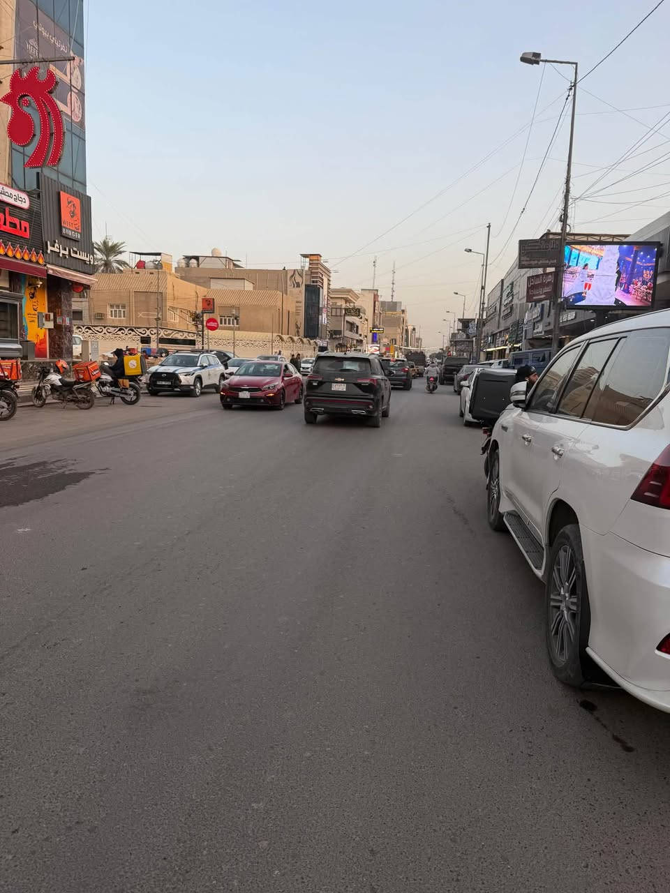 🏡 طابق كامل للأيجار  🏡
📍العنوان - زيونة قرب مطعم طاووق البنوك📍

المساحة : 207م - طابق رابع مصعد شغال 24 ساعة

📲***********📲***********📲***********📲

🏛️ شركة عصر حمورابي للأستثمار والتطوير العقاري🏛️

✅ الشركة مجازة رسمياً ✅
