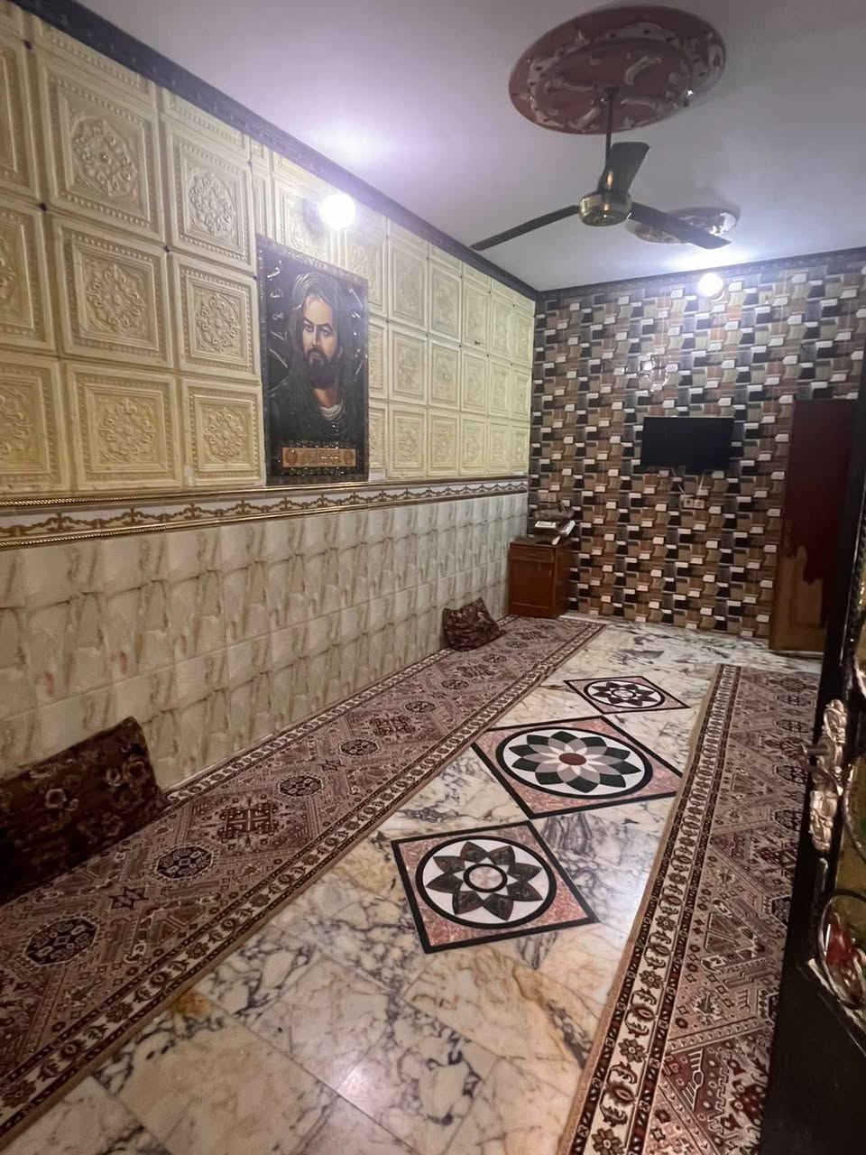 مساحة 125 للبيع طابقين غرفة نوم في طابق الاول وغرفتين نوم في طابق الثاني 3صحيات   بغداد العبيدي حي السفير شارع مصور المنار للاستفسار: ‏‪***********‬‏📞
مساحة 125 للبيع طابقين غرفة نوم في طابق الاول وغرفتين نوم في طابق الثاني 3صحيات   بغداد العبيدي حي السفير شارع مصور المنار للاستفسار: ‏‪***********‬‏📞
