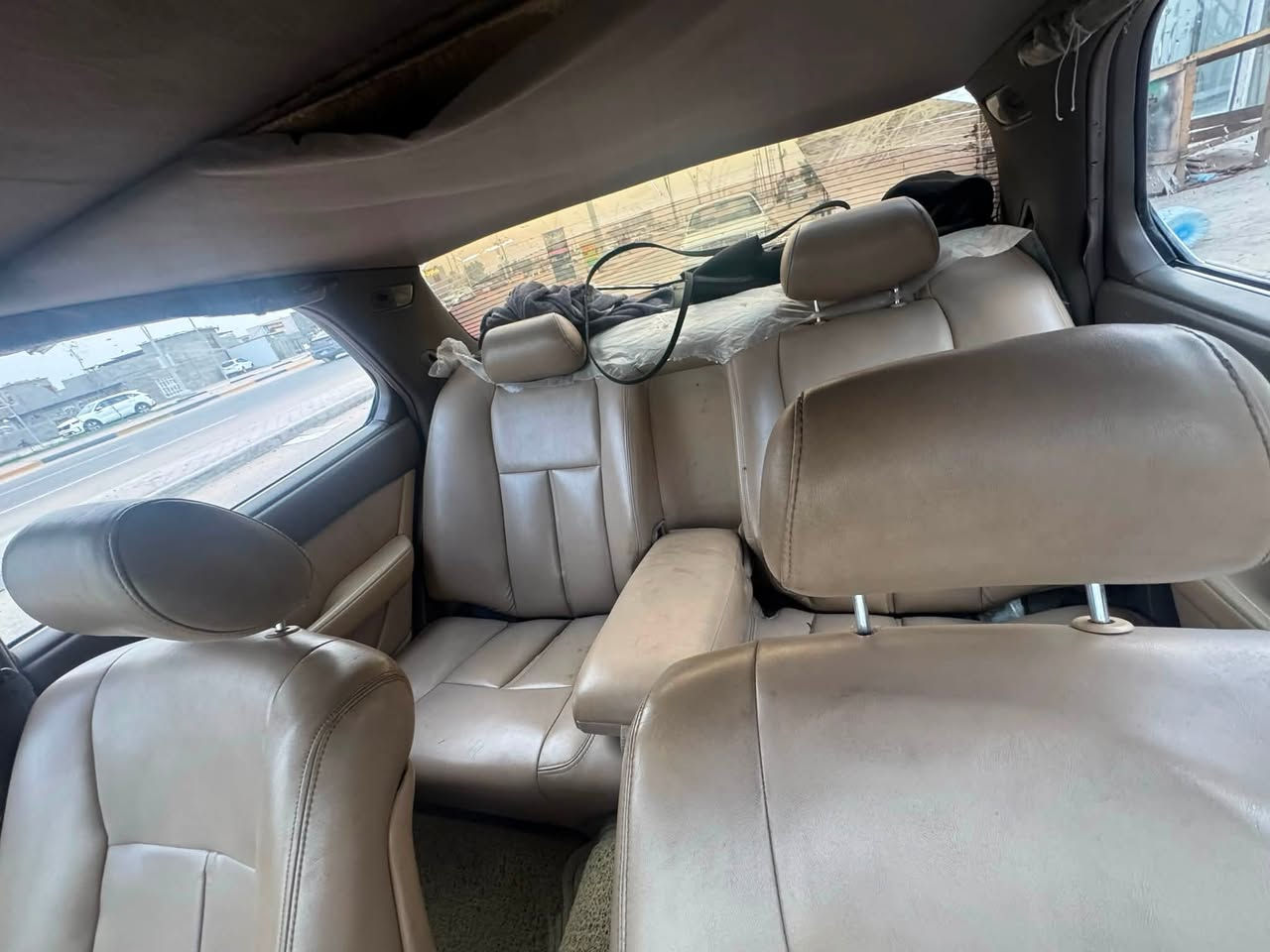 لكزز ls400لبيع او لمراوس
سياره نظيفه بلاديه ما ملعوب بيه كفاله من الضربه والصيغ مكيه بلاديه 8 سلندر وعليه منضومه غاز السعر 70 وييه مجال 

***********
