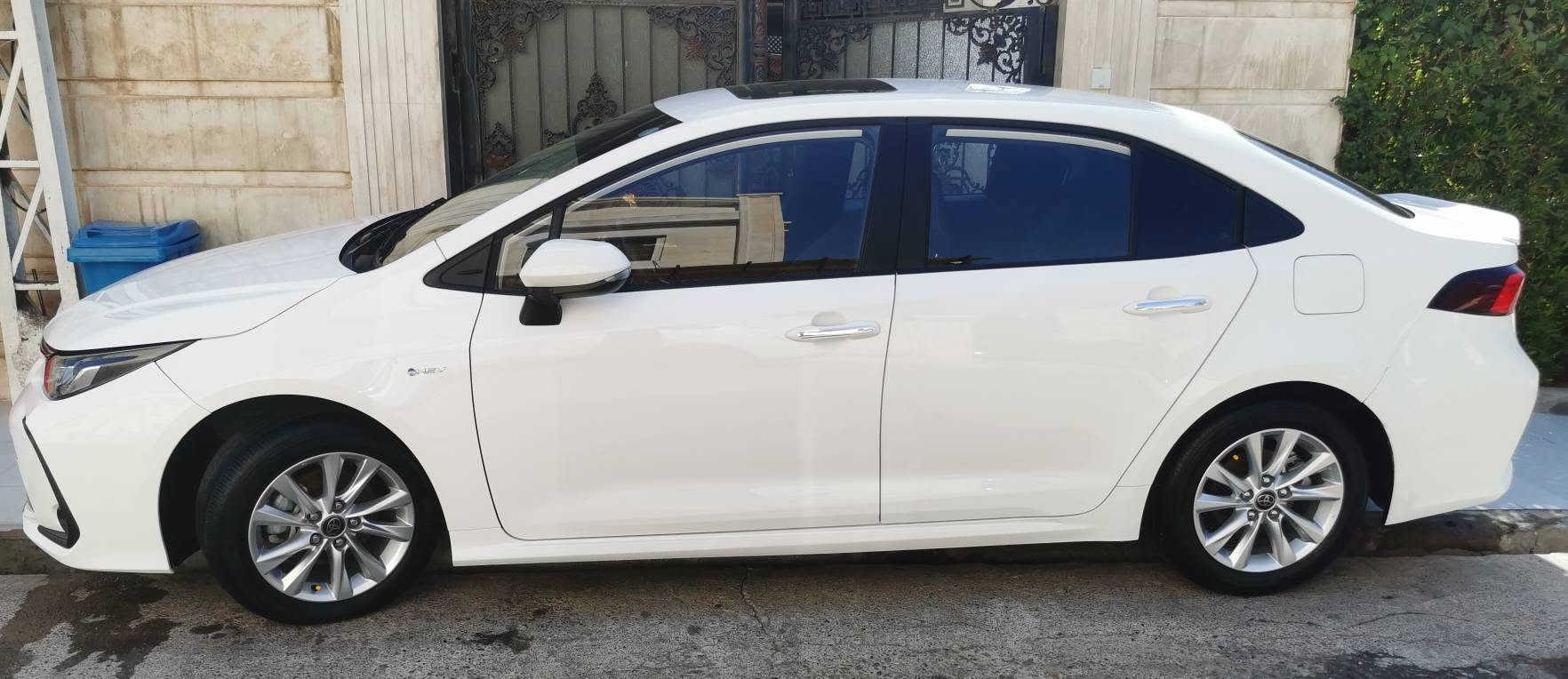 توێتا کڕۆڵا هایبێرد 2024
شکل خلیجی فول فول مواسفات
بێ بۆیاغ بێ تعدیل هیچ هیچی نیە 
تەنها نەرمە تەزرەیەک دیارنیە
کارەبایات هەمووی بەشەرت 
نرخی 162$  مەجال
***********
