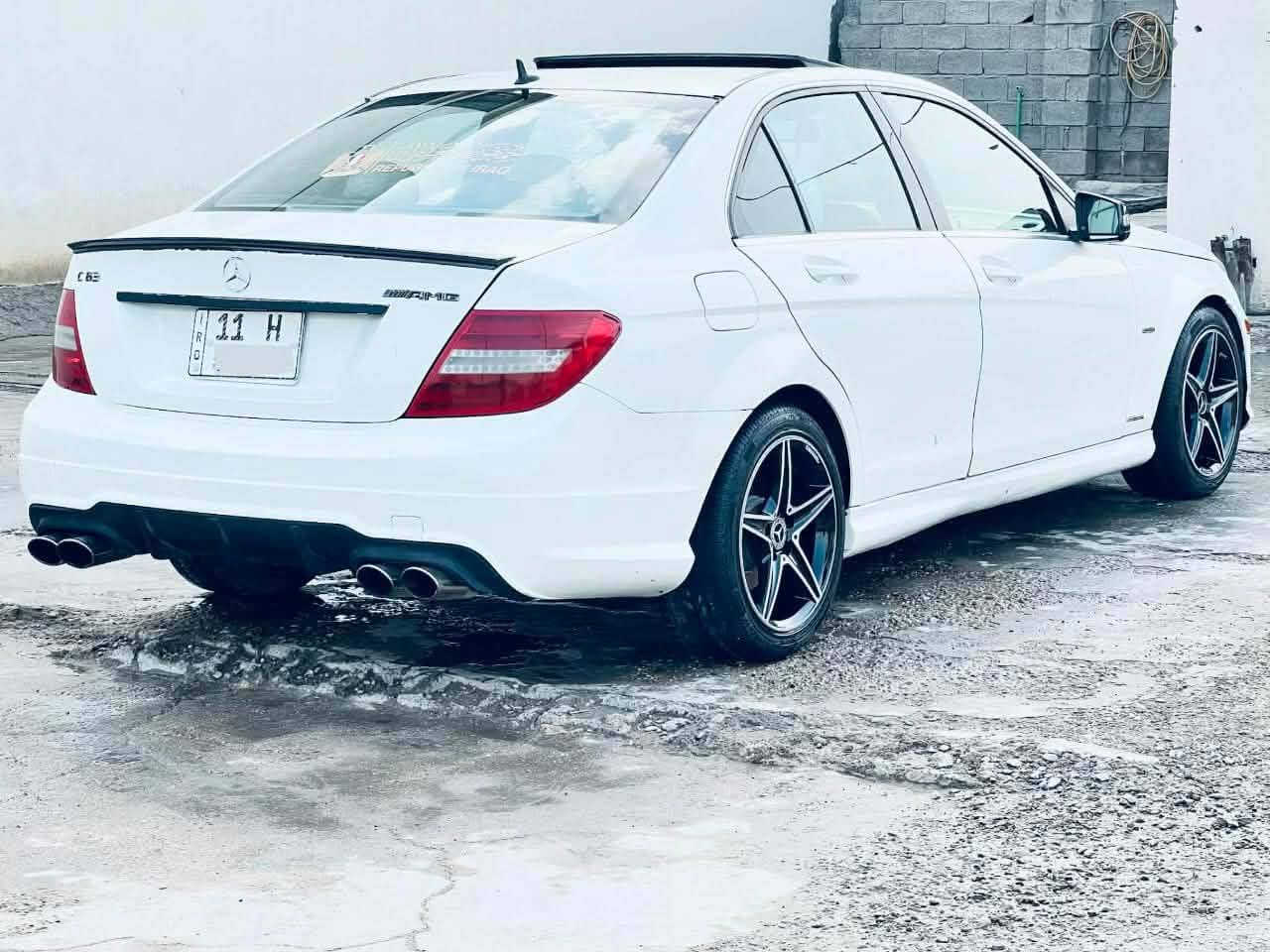 للبيع ترهم نص بنص مارسدس موديل 12 سي 300خليجي فول مواصفات 6سلندر سعر 140مكان ابو غريب بغداد ***********
