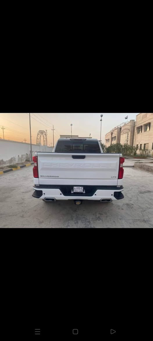 سلفرادو شوفرليت موديل 22 للبيع او المراوس 
ابيض الون 
امريكي رقم بغداد 
مشروع وطني 
تحويل مباشر
ماشيه 98
للاستفسار *********** واتساب موجود
ملاحظه مكلف بل النشر
