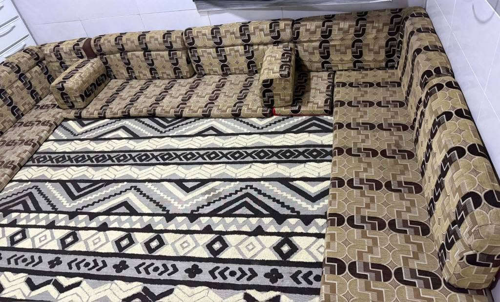 جلسة سعودية • ١٤م • ٧ دواشك