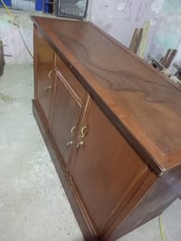 بوفيه • متر ونص • كامله