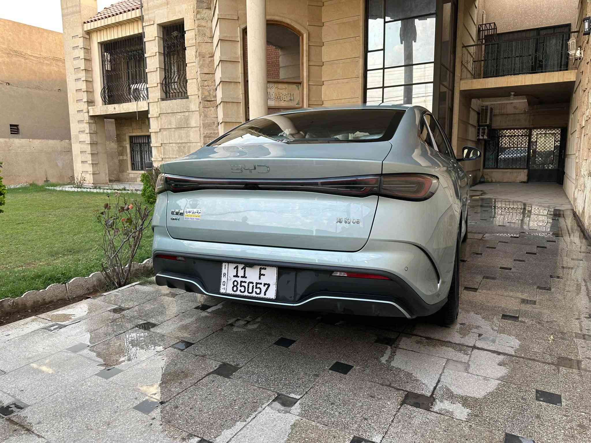 سلام عليكم مكلف بالنشر BUD  CL6 مكفوله من صبغ ماشيه 15 الف سياره كلش جديده  كامرات محطيه فتحه. سقف بانراما  ويل حجم 17  لايت زنون معروفه موصفاتها 

الي يحب يشترها. هاذا رقمه ***********
