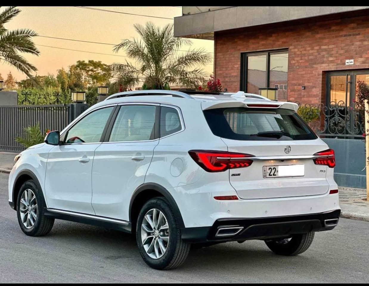 Mg RX5 plas 
2023 
18000 km 
هیچی پێوە نیە  
*********** Singapore
