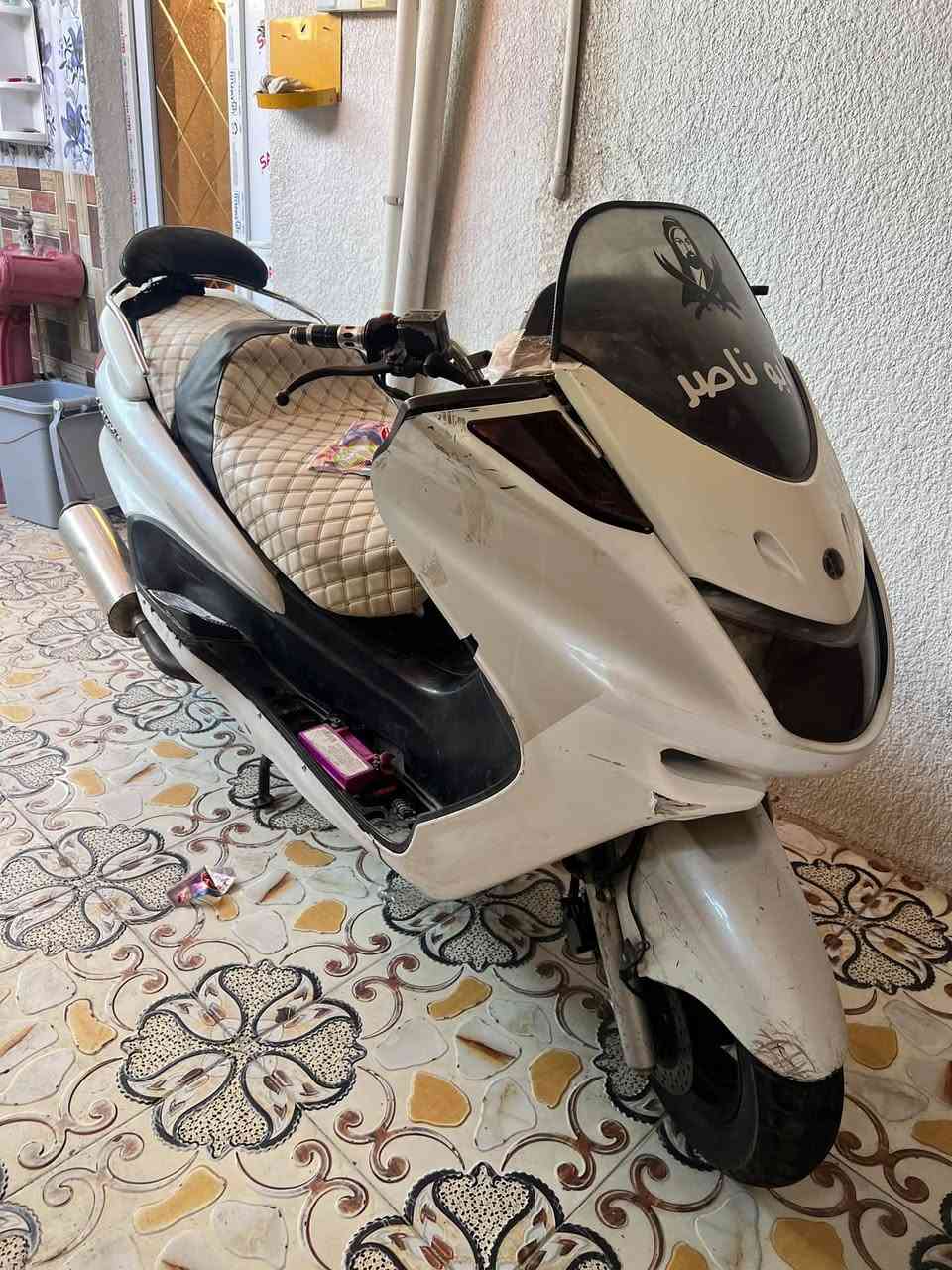 سلام عليكم دراجه ماجستا دبل رون دراجه حلوه ونضيف بس متروكه كلشي ما بيها بس خيط تبخير بيها قليل كلش السعر450وبيها مجال الرقم***********
