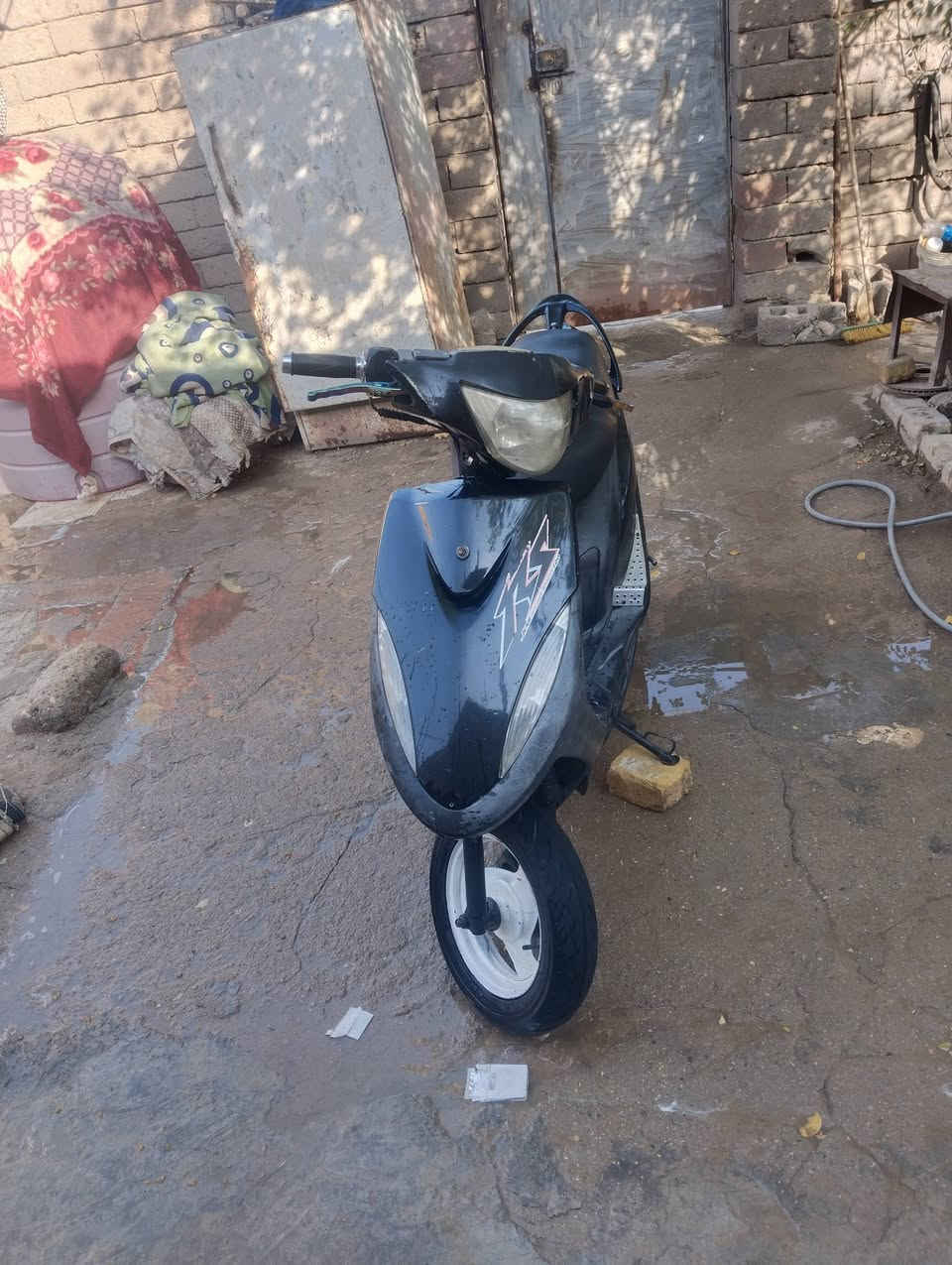 سلام عليكم دراجه ماكس عدله دراجه شلعه ومعدل خير من الله مفتوحه ولفات السعر 550 وبيها مجال قليل ***********

