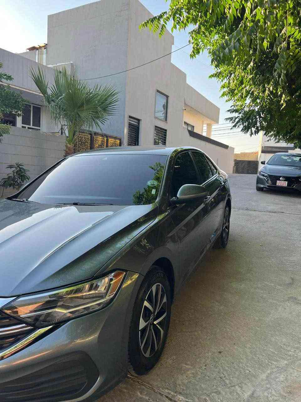 2024 Volkswagen Jetta S
فولكس فوجن جيتا 2024.  S
اللون نفطي
بجم كبس 
الضرر بابين سايق و خلف السياق بدون دواخل 
صورة الضرر موجود داخل منشور 
ايرباك فقط تكمه راجع سستم 
بدون رقم و تترقم شمالي 
السعر 134  ومجال بسيط 
موبايل *********** اكر, نينوى
