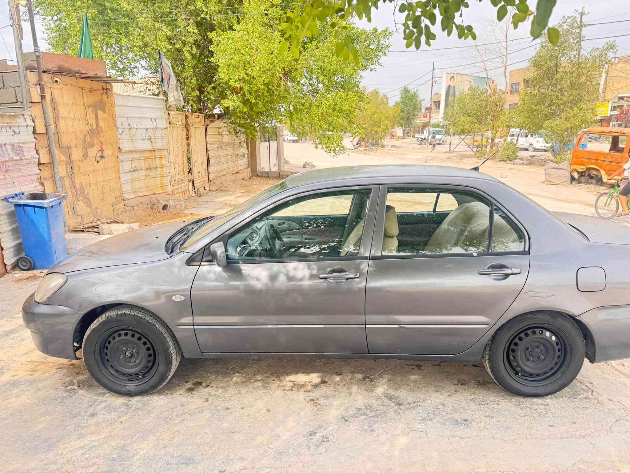 لانسر ٢٠١١ • رقم بغداد • تحويل مباشر