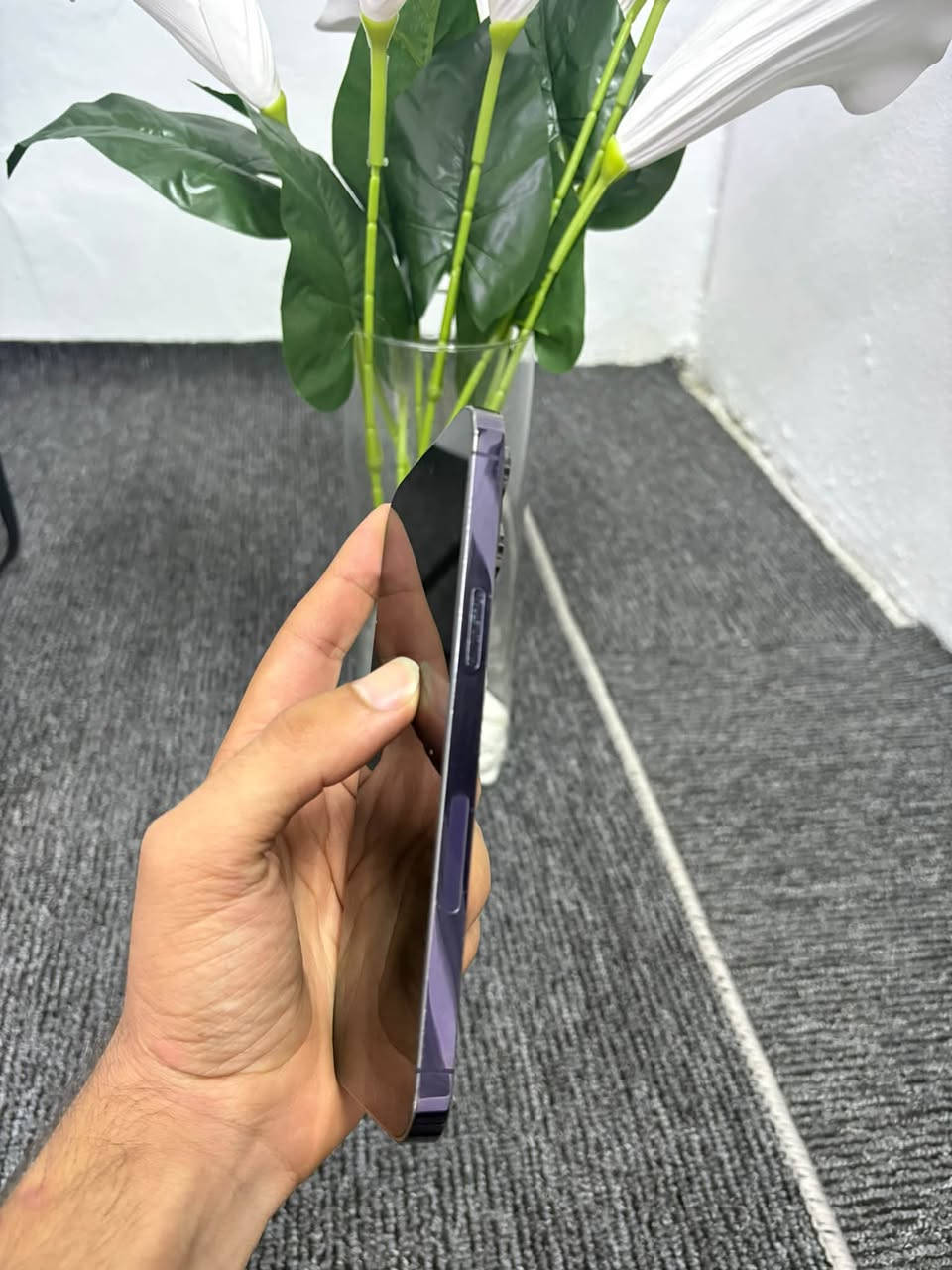 Iphone 14 pro max💜
ئایفۆن ١٤ پڕۆ ماکس💜
٢٥٦ گیگا 
٢ سیم 
پاتری ٩٣ 
موبایلەکە بێ کێشەیە بە زەمانی هەموو شت دەی فرۆشم 
بەس هەوا دەدات
نرخی خوار هەموو بازار
460$ دۆلار
شوێن هەولێر
Tel: 750 3922010

نص مكتوب في الصور:
- 9:52 About Name iPhone > iOS Version 26.6.2 > Model Name iPhone 14 Pro Max Model Number MQ8T3LL/A Serial Number DTYQ92LFVQ Songs 0 Videos 0 Photos 0 Capacity 256 GB Available 236.85 GB Wi-Fi Address 30:D7:A1:B2:3B:65 Bluetooth 30:D7:A1:AA:8E:AA Modem Firmware 4.51.04