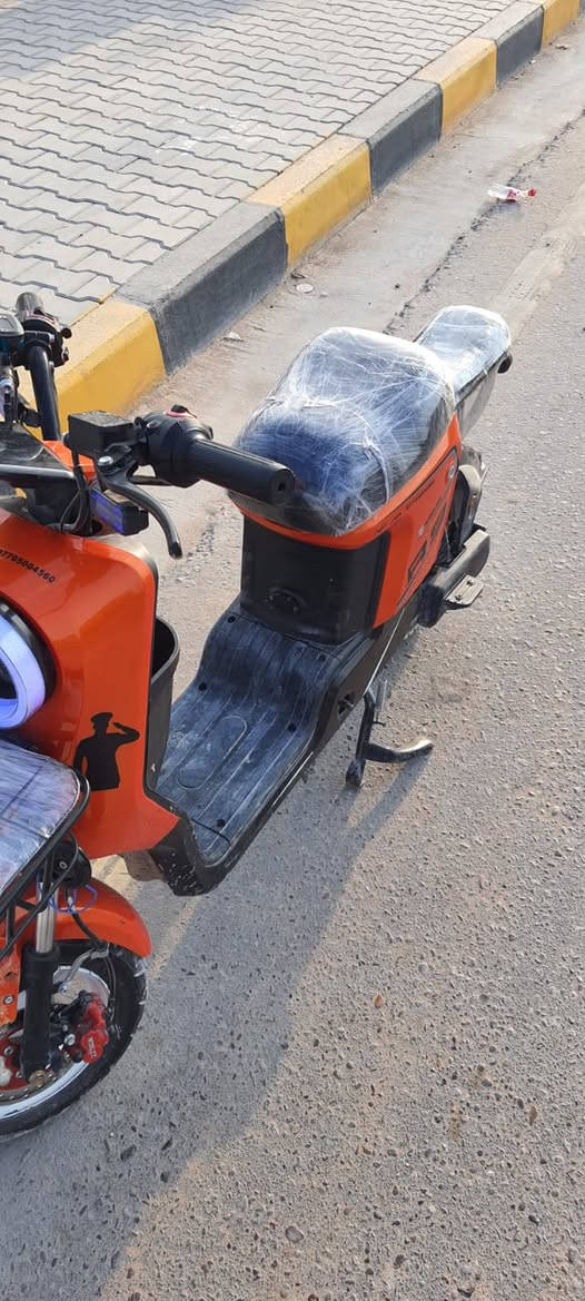 دراجة جديدة • بطاريات جديدة • نجف