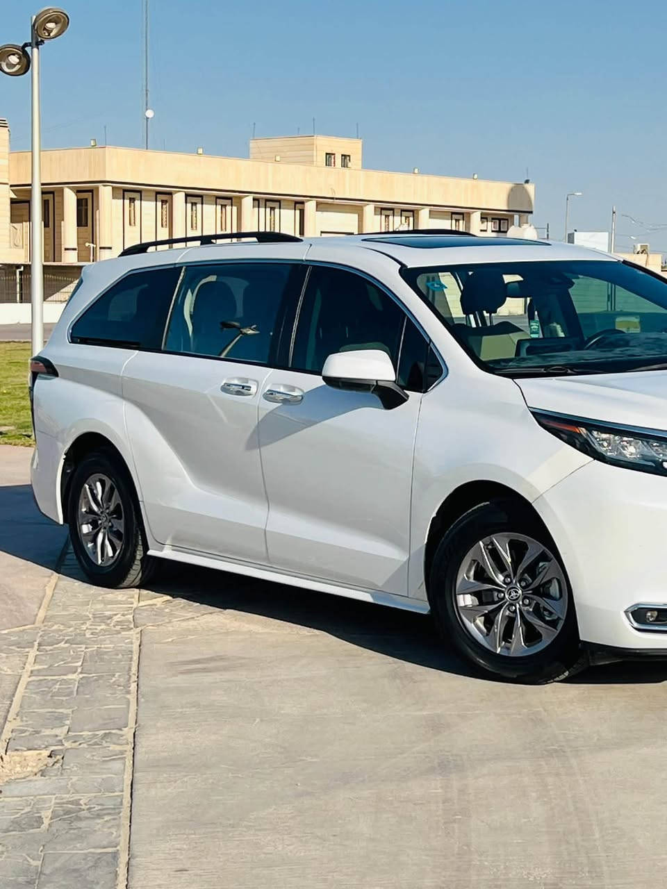 السلام عليكم ورحمة الله وبركاته 🌹
🚘 للبيع | تويوتا سينا XLE هايبرد 

✨ موديل 2023
🔹 رقم بغداد بأسمي
🔹 تحويل مباشر
🔹 فول مواصفات
🔹 شاشة
🔹 كامرة
🔹 تحكم ستيرن
🔹 مقاعد أمامية كهرباء
🔹 مقاعد جلد
🔹 7 راكب
🔹 تبريد 3 قطع
🔹 شحن لاسلكي 
🔹رقم الشاصي موجود بالصور 📸

الشاري يجي يفحص ويدلل بنفسه ✅

📞 للاستفسار ***********

السعر 257
