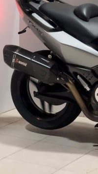 كزوز اكربوفج 3 قطع   للبيع او مراوس ببلاديه نضيفه👍🏽 07865139360