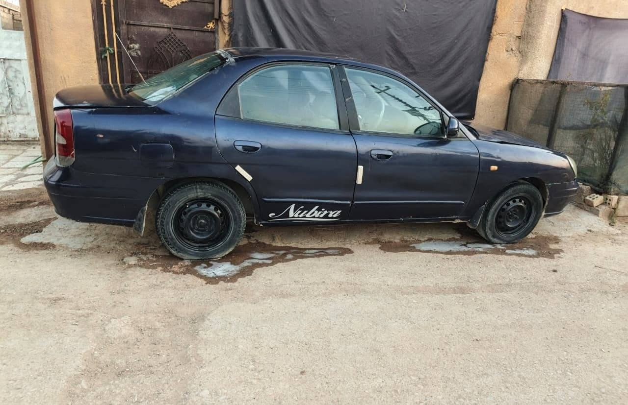 نوبرا 2002 بإسمي سنوية تنتهي 2030، الگشر شوفة عينك والمحرك بدون تبخير والگير زين، كهربائياتها 90% كاملة  بيها نواقص،(أبيع هالموجود بعقد مروري) ب 26 وبيها مجال بسيط مكانها / النهروان بس الشراي يتصل ***********
