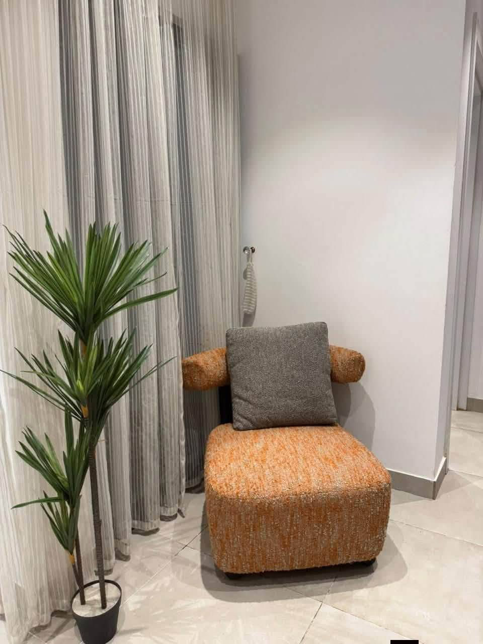 فرصة تملك ذهبية في مجمع اللؤلؤة السكني.... مع خصم عل اخر وحدات متبقية   ***********⸻
📍 الموقع: كربلاء – طريق الحر، قرب  المستشفى التركي

ولفترة جدا محدودة بواقع 200 متر

🏡 امتلك بيتك الآن بأقساط مريحة ومميزات تناسب الجميع:

المشروع يسلم بعد سنة  من التعاقد 

🔹 مقدم: 35 مليون

🔹 دفعة مفتاح: قابلة للتفاوض 

🔹 قسط شهري: 750 ألف لمدة 48 شهر

🔹 مبادرة: 114  مليون

💰 السعر الكلي: 245 مليون

📞 للحجز والاستفسار:

⸻http://wa.me/9647767624776

♨️♨️ ملاحظة مهمة جدا ♨️

ألية الدفع قابلة للتعديل بما يناسب وضعك المالي ...
