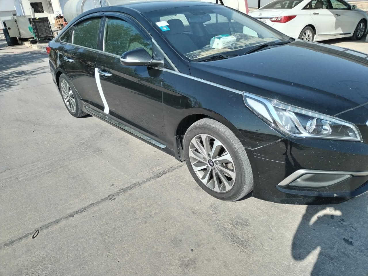 سوناتا 2017
وارد امريكي
محرك 2400
گير 6 نمر
الحادث كما موضح بالصور
سيارة جاهزه ماشية 150 بعدها ما واصله 
تحويل مباشر 
السعر 120
***********
***********
