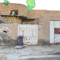 دار للبيع • ٢٢٠م • مقابل مجمع العزة