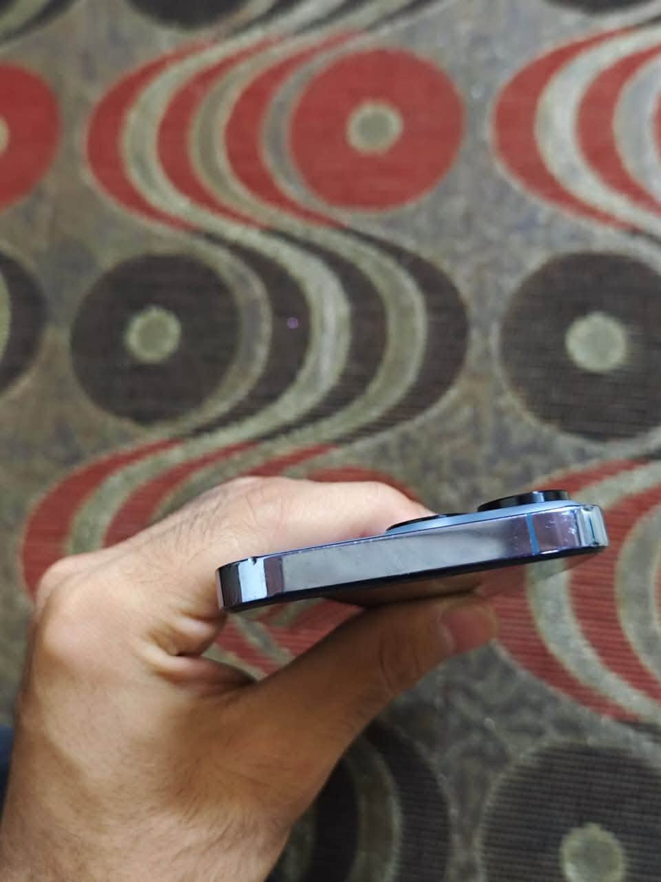 Iphone 13 pro
ذاكرة 128
بطارية 82‎%‎
2sim
الجهاز وضع شركة فقط بي نقطة كلش زغيرة بالشاشة وما تبين ولا تمشي
السعر 490 وبي مجال او مراوس وي ايفون
العنوان موصل الجامعة.
رقم للتواصل موحود واتساب هم
 ***********
