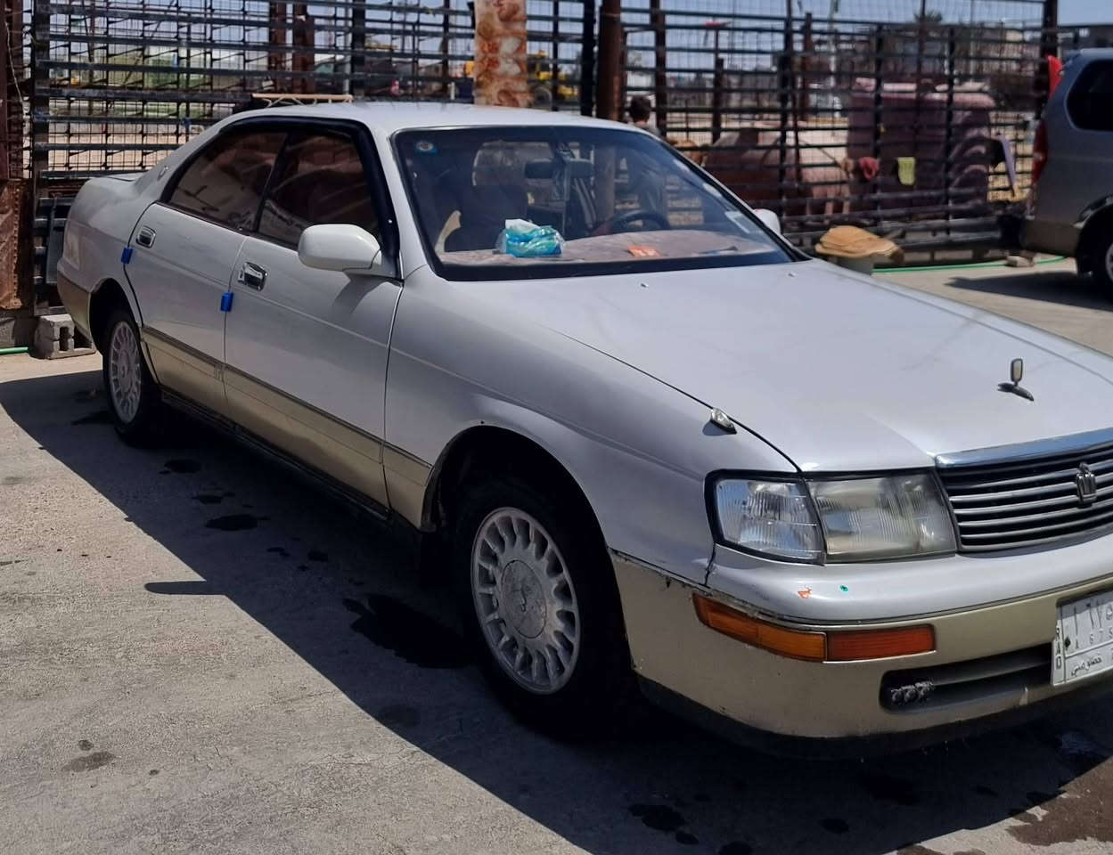 سلام عليكم عاده نشر بسبب وعودالكاذبة  بطه متصل مديل93 رقم بصرة  مشروع وطني سنويه منتهيه 2025\12\2  نقل جثه محرك كير حداده كهربيات كلها شغاله تبريد شغال  تايرات نضيفه  قرفه جديده صبق جماليه فقط السعر 35  العنوان البصره  شط العرب فيحاء ***********
