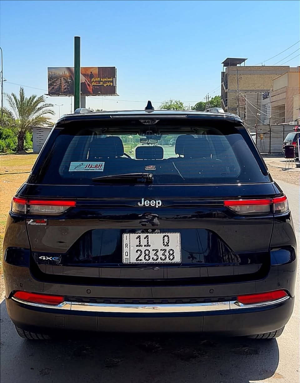 ﷽
جيب كراند شيروكي بيع فقط💎
السيارة فوول مواصفات للاخيرLimeted

بصمة+تشغيل عن بعد+3شاشات+كشنات جلد تدفئة تبريد وكهرباء+سايد بريك بصمة+هيتر ستيرن وهواي من المواصفات فووول اعلى فئة
السيارة نضام شحن تلقائي وبانزين
ماشيه44الف
ايرباك ستيرن ودشبىل ومرجع اصلي وكالة
السياره حادثها بل تاير مثل مموضح بل صور بدون شواصي بدون لغود بدون دواخل كلش جديدة ومتعوب عليها
مكاني بغداد زيونة 
بأسمي تحويل مباشر
السعـر 298ورقة وبيها مجال

للأستفسار:***********
