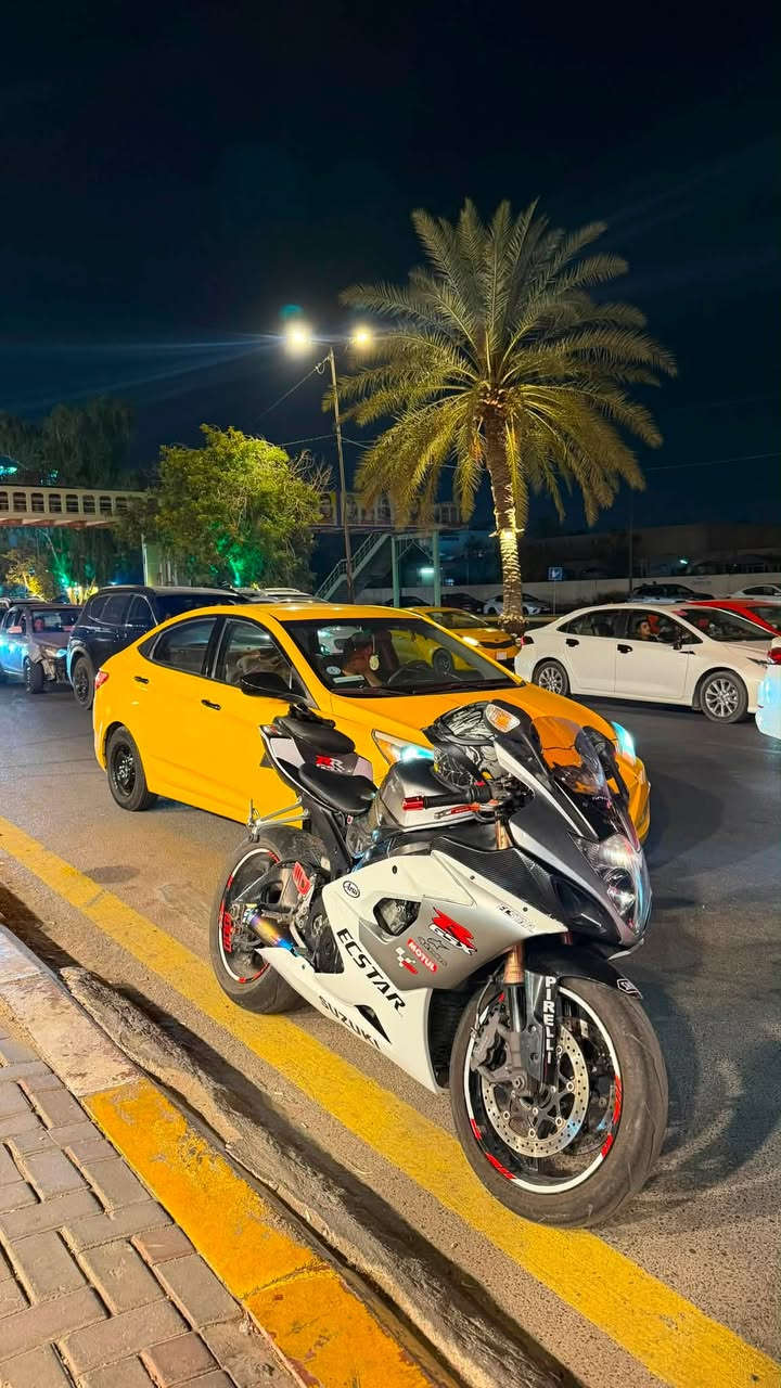 جكسر2007  ماشيه 2000 محركها 1000 كفاله كلشي رقم بغداد تحويل ثاني يوم مبرمجه طلقات
83 وبيها مجال 
‪***********

