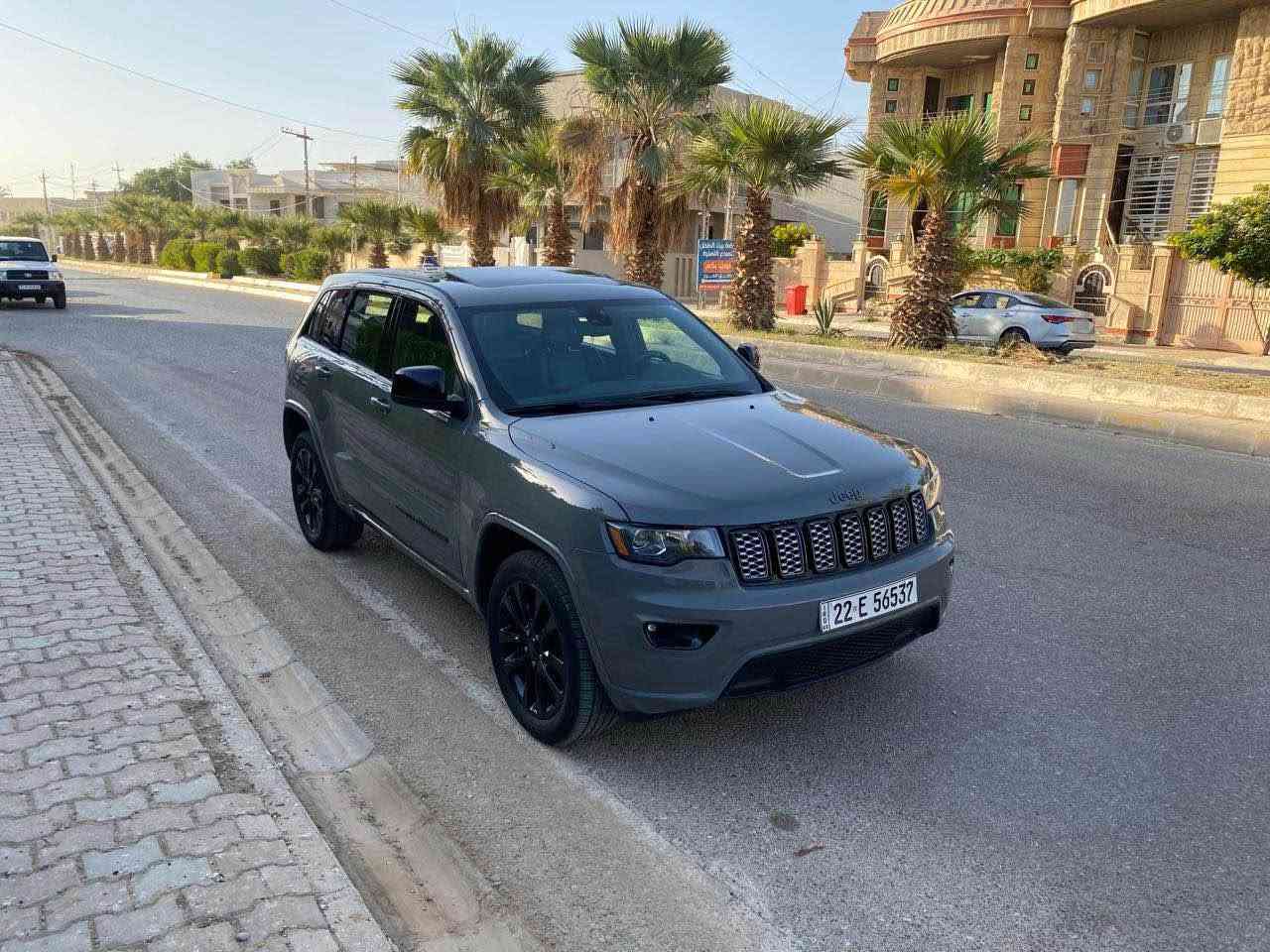 جيب بلاك توب موديل ٢٠١٩ سياره موصفات فول ردار جانبي وخلفي وتوقف ذاتي سياره بي صبغ 3 قطعه جاملغ وباب وباب خلفه سائق بدون ايرباك و بدون دواخل سياره ماشي 75 مايل سياره مال بيت جديد سعر 225 وبي مجال ، ملاحظة الحادث بدون دواخل سياره جديد

*********** كركوك, العراق
