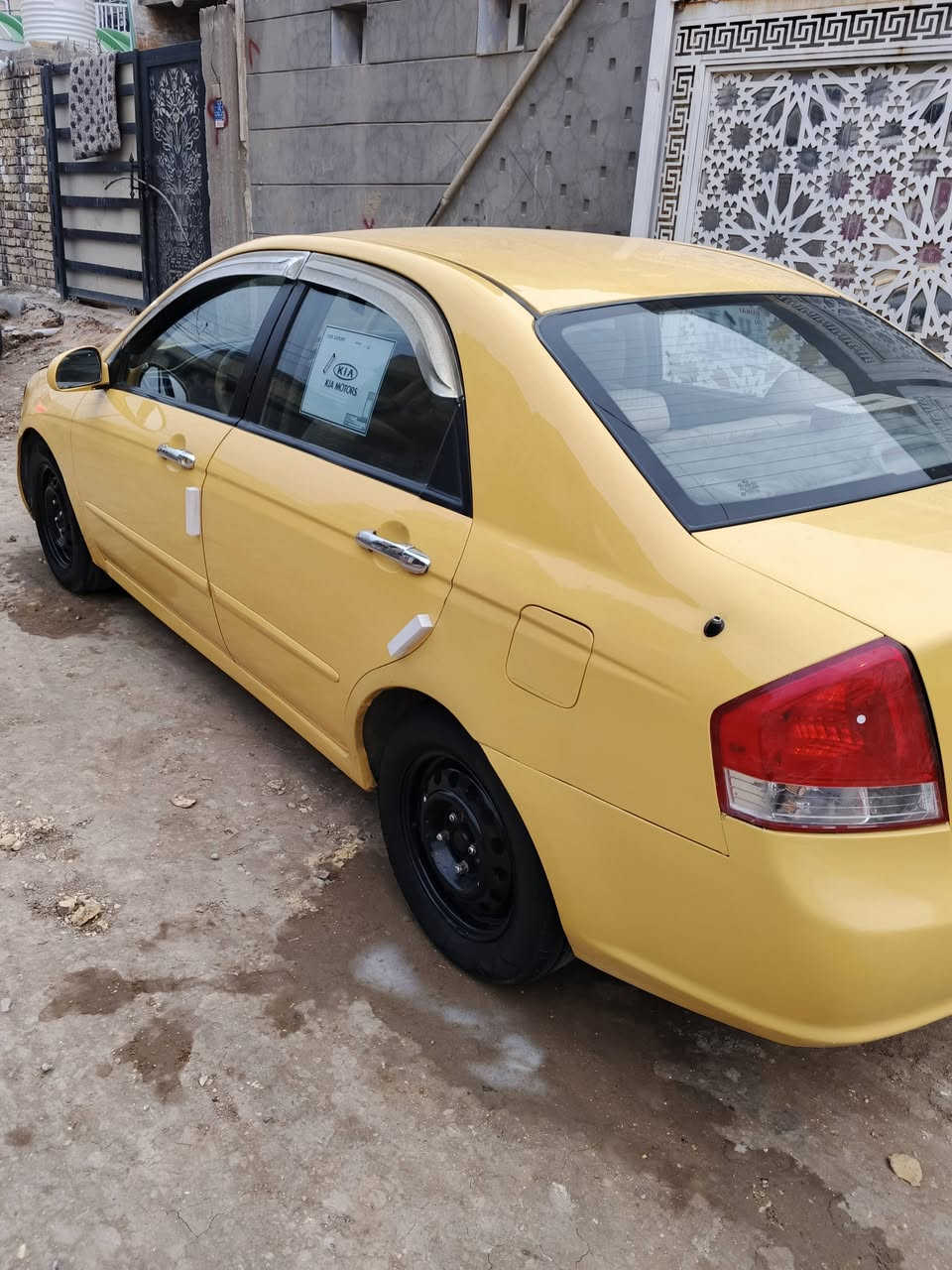 السلام عليكم سبكترة 2008 باسمي وارد امريكي رقم بابل السيارة نظيفة تخم تاير جديد حدادية جاهزة تبريد منظومة جديدة مكينة جديدة صالهة شهرين من شاديهة كهربائيات شغالة كلهة جاهزة مرافق وياهة سونار مالتهة السيارة متعوب عليها السعر 75 بيهة مجال بسيط المكان بابل ابو خستاوي رقم الهاتف ***********
