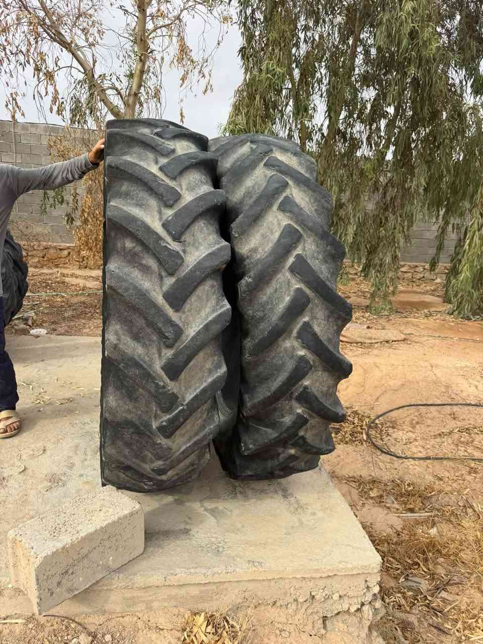 تايرات • خلفي ٣٨ • أمامي ٢٨