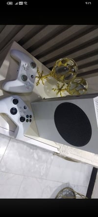 اكس بوكس • سيرس اس • ٥١٢جيجا