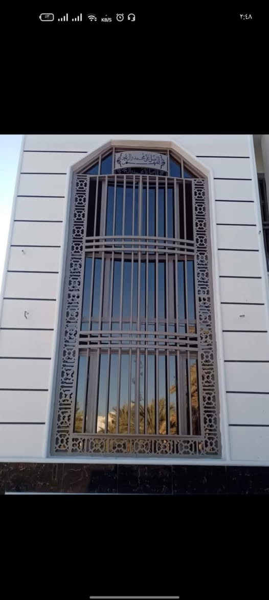 حداد رقم واحد بسعر مناسب جدأ حاليا متفرغ حتى بالاقساط يشتغل احفظ صوره وتعال يسويها مثله بلضبط
***********
***********
