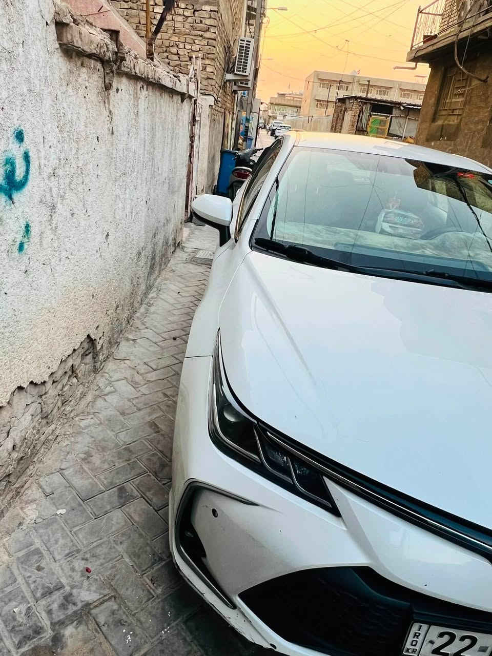 تويوتا كورلا GLi موديل 2023 خليجي وكالة جيهان ام الضمان 
ماشيه 78000 الف 
رقم اربيل الجديد بأسمي سنويه ل2027 

بصمه
 تبريد قطعين
 مري شفط 
اشاير بالمري 
كامره خلفيه 
حساس امامي خلفي 
لد امامي خلفي 
شاشه كار بلي 
شاحن 
والمواصفات الباقيه معروفه 
بيهه بارد بسيط جدآ بين الباب والجاملغ مال السايق بسيط كلش 
 بدون قطرة صبغ 
مكان السياره بغداد الرصافه 
رقمي *********** 
رايده 165 وبيهه مجال لشراي
