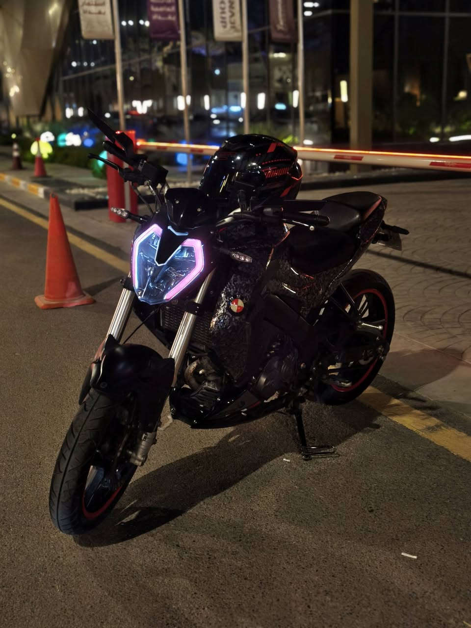 السلام عليكم
ملكة جمال الكون للبيع 🖤
بنلي 180s موديل 2022 رقم بغداد انكليزي هزة جديدة بعدها ممنتهية الدراجة ب اسمي تحويل ثاني يوم
ماشيه 11 الف كيلو 
مغلفه تغليف كاربون فايبر فورجت
اللد الامامي مغلف لون احمر 
قاعدة رقم مال بطح
مرايات H2
وشعار BMW احمر
دبلات جديدة
الدراجة مميزة كلش
ماكو شي بيها بلادي بس المكينة🤣❤️
الدراجة تخبل وبالواقع احلة بعد
السعر : 3 ملايين و100 الف

مكاني بغداد اليرموك 
***********
