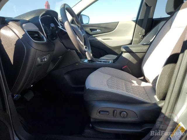 سلام عليكم للبيع 📢
للبيع / شوفرليت ايكونكس 🚘 
الموديل/2023
ماشيه 25000 mi 📟 
مواصفات/(بصمه تشغيل+ بصمه ابواب عدد2/ رادار صور📸 الضرر مرفقه بالمنشور  امامي توقف ذاتي عند الاقتراب/ هند بريك كهربائي/ Led امامي / اوتو هولد/ تحكمات ستيرن كامله...تحديد مسار .. تثبيت سرعه / شاشه تدعم ابل كاربلي + اندرويد اوتو + منفذ يو اس بي + اواكس سياره بدون ايرباك وبدون دواخل 
مكان السياره ميسان للاستفسار *********** ☎️
 السياره رقم اربيل 📜
