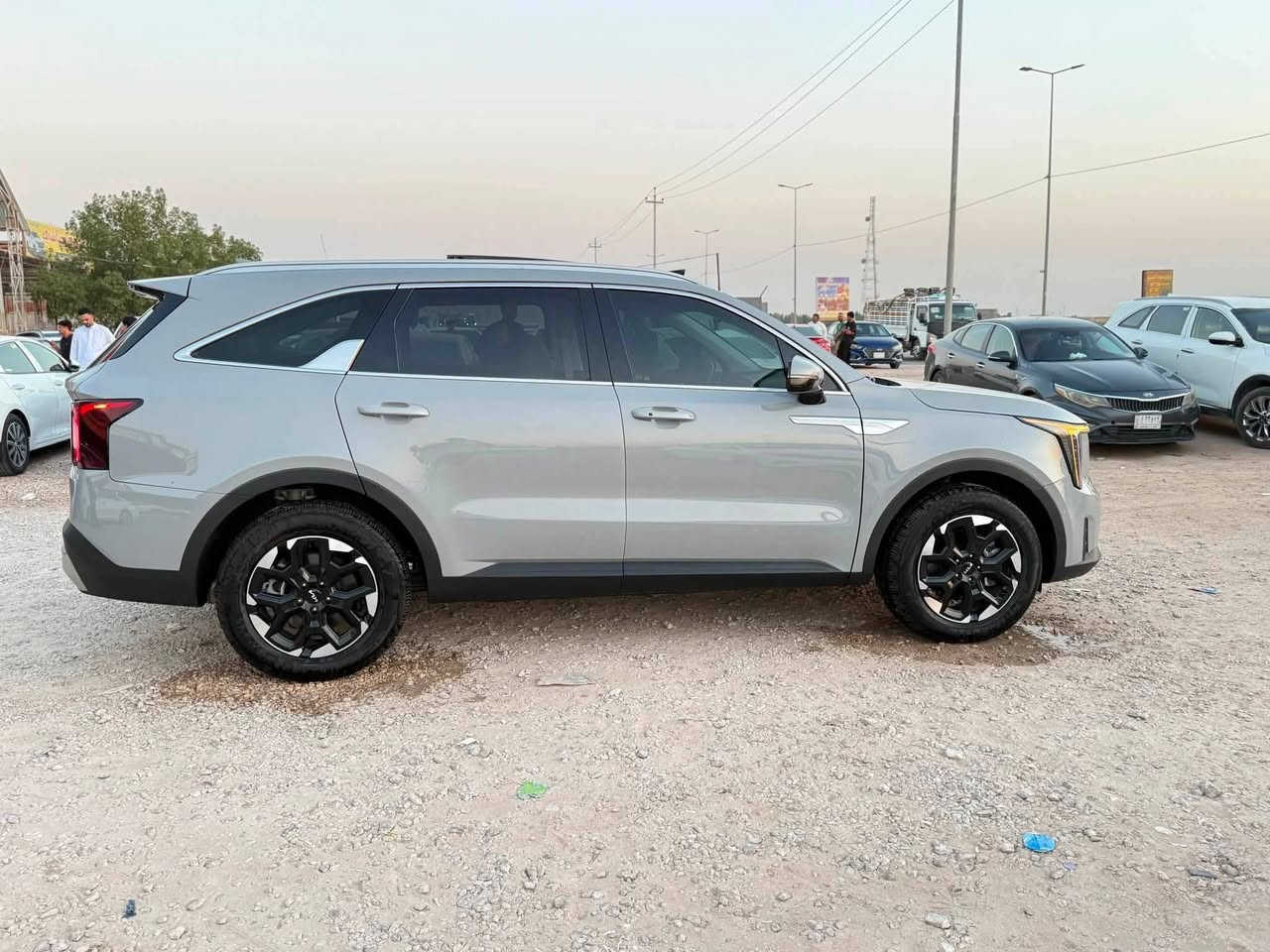 البيع أو المروس
كيا سورنتو 2025 أمريكي
مرقم شهداء مثنى وكاله عامه من المالك
الضرر تبديل جاملغ بدون عابر 
موصفات فولً بني راما 
سبعه راكب 
حجم مكينه 2500 
السعر 240 $ وبيه مجال 
للاستفسار الأتصال 
***********

