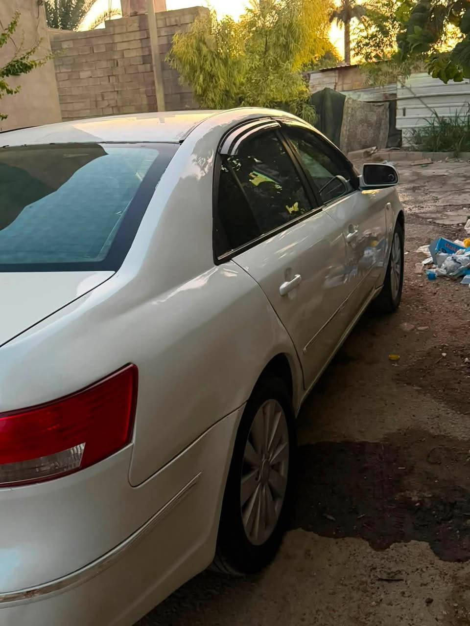سوناتا أدوات سياره جديده وجاهزه ربع ماذبلها مكان صلاح الدين بلد سعر ٥٣ بانزين السياره مكينه ٢٤٠٠ دوش ***********
