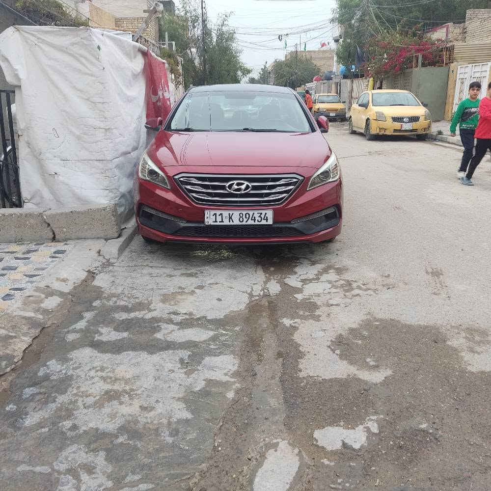 سوناتا 15 فول مواصفات ماعدى بانوراما
1-بجم سبورت
2-بكلايتات لد مربعات
3-اشاير بالمرايات
4-كشنات جلد بلاد ومجدد الدوشمة جديد
5-كشنات كلهن تدفئة
6-بردات بيبان خلفية بلاد
7-لايتات زنون بلاد
8-رادار خلفي
9-دواخل مطعم صاج بلاد
10-تدفئة تبريد مناخي يعني كل صفحه وحدها 
11- قطعتين تبريد
12-كشافات دعامية امامية لد
13-محرك 2400GDi
14-كاميرا دواره
15- تحكم ستيرن
بيها صفحة السايق ٣ قطع وقطعه صفحة السايق زائد القمارة جاردة
*********** بغداد, العراق
