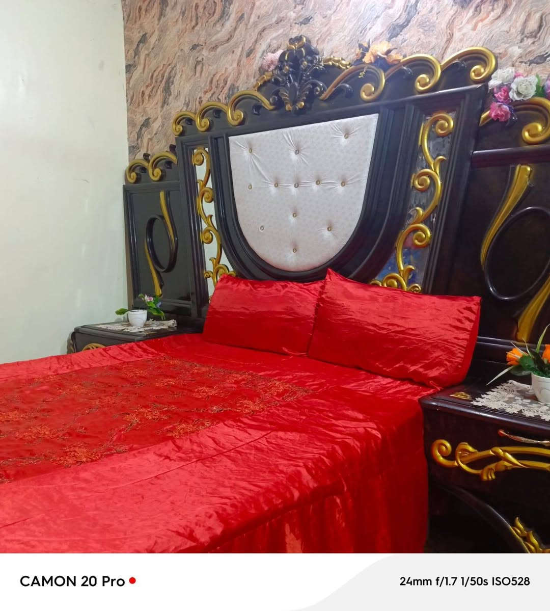 جسلام عليكم غرفه  نجاره عراقيه صاج داخل و خارج تسكام غرفه ضخمه كلش نظيف كلش وجديد 95 100  امفصله 3 ونص  ورايده 950 وبيه مجال مكاني ناصريه حي اريدو *********** واتساب
