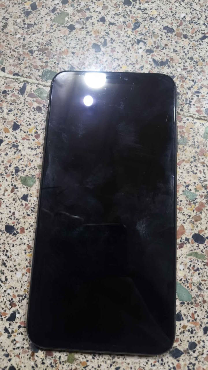 جهاز يخبل كله شغال كدامك بس بصمه الوجهة واكفه والشريحه هذا رقمي وبرسم الخدمه *********** النجف, العراق
