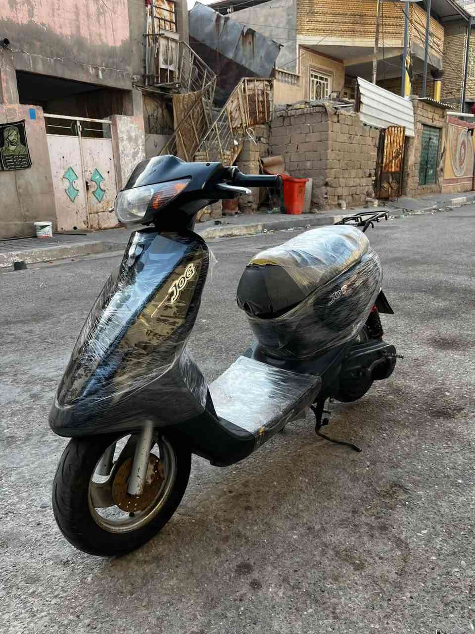 دراجه 5 زروف فحل JOG  .كفاله كهربائيات شغاله كلها سلف وهندر كامله مكمله الدراجه كلها بلاديه كلها برغي تجاري مابيها بريكات دبلات تايرات نضيفات الدراجه جاهزه من كلشي كفرات بلاد . السعر 325 وبيها مجال مكاني البصرة كرمه علي ***********
