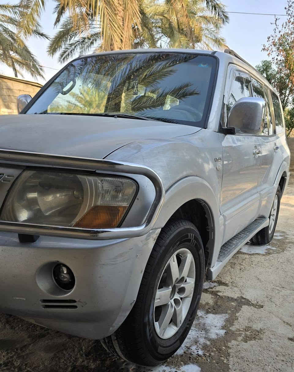 سلام عليكم سياره باجيرو للبيع موديل ٢٠٠٦
السياره بئسمي تحويل مباشر
 السعر ٦٨ وبيه مجال
 هاذا رقمي للانتصال ***********
