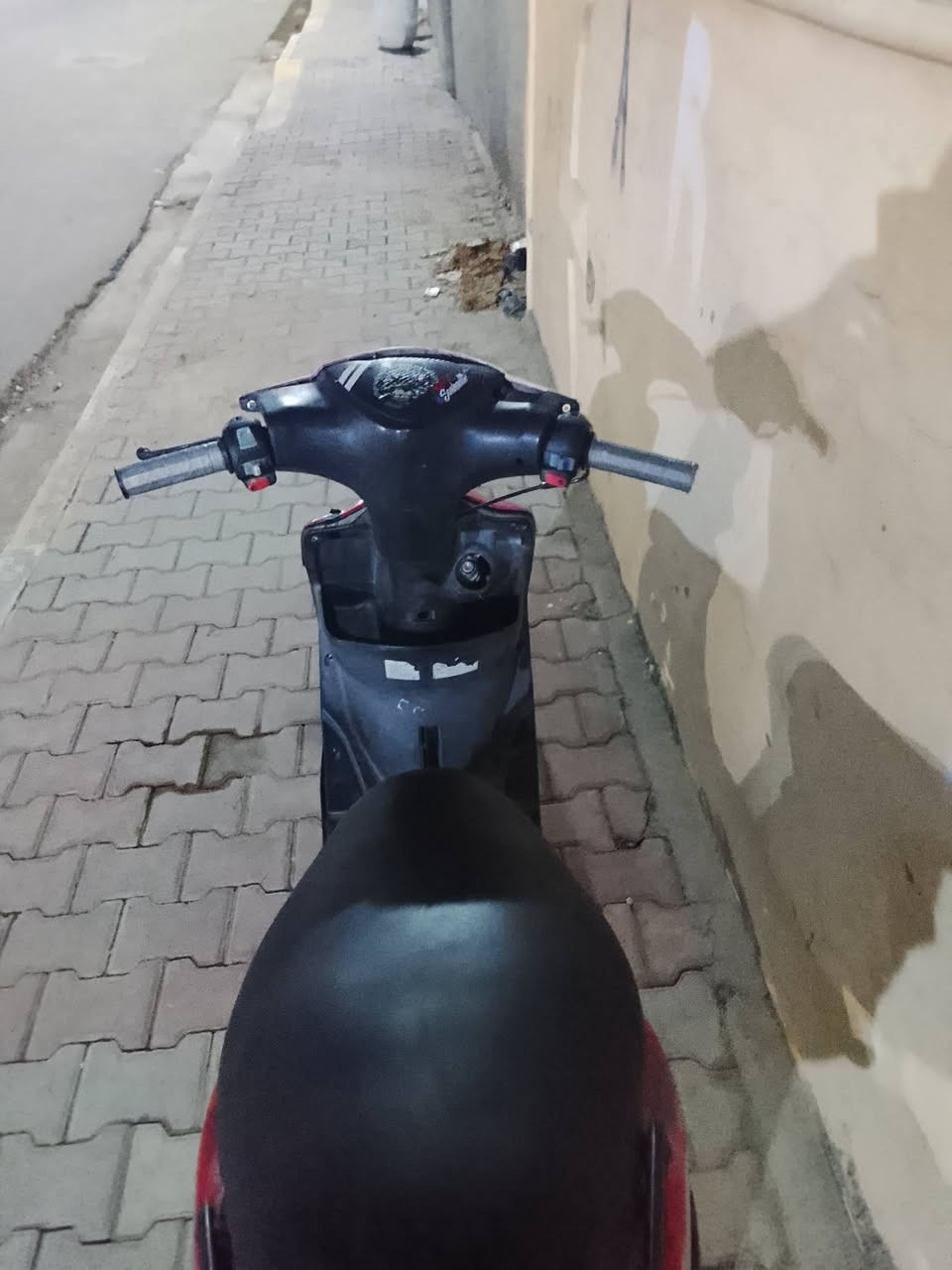 ماكس عدله • بوشه 49 • ترايك