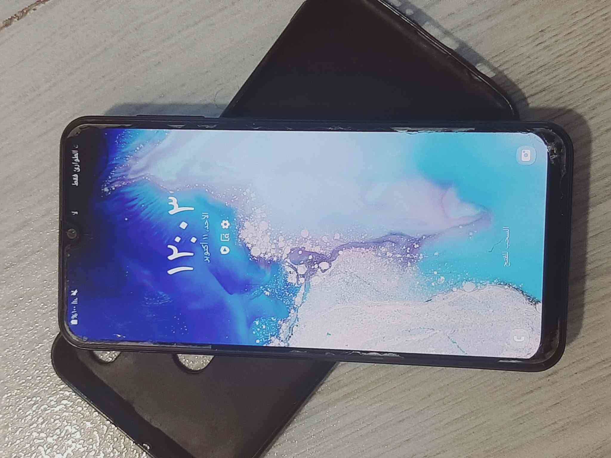 سامسونج A30 • ٦٤/٤ • زجاج مكسور