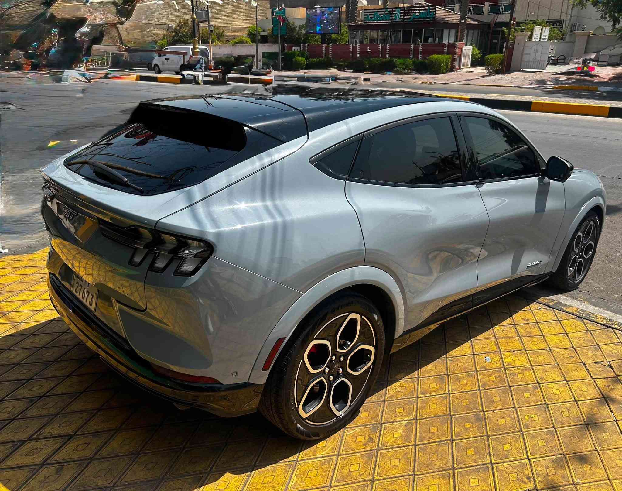 للبيع | Ford Mustang Mach-E GT 2024
كهربائية بالكامل 

الموديل: موستنك ماك إي GT
 • السنة: 2024
 • اللون: سموك
 • الممشى: 38 الف مايل
السياره دخول جديد للعراق
رقم اربيل الجديد 
السياره بيها كتاب تضليل نسبه 80% باقي من الكتاب 12شهر 

حادث السياره  تفصيخ شركه تأمين جاملغ والمازده والدعاميه  موجوده داخل السياره نفسهم مشدودات وبيها كلير من امريكا بدون معجون فقط رش السونار مرفق 

المواصفات : 
480 حصان + 600 lb‑ft عزم
المواصفات : 
 • التسارع: 0‑100 كم/س خلال ~3.8 ثوانٍ  
• ثلاث انظمة قيادة 
• نظام تعليق: Brembo فرامل 
• شاشة وسطية كبيرة 
 • نظام صوت B&O
• مقاعد رياضية جلد + كنتارة 
• تدفئة مقاعد امامية 
 • تدفئة ستيرن
 •  تبريد قطعتين 
 • حساسات امامية وخلفية 
 • كامرة خلفية 
 • تحديد مسار

مكان السيارة بغداد حي القاهره

سعر 220$ ورقة وبيها مجال للشراي

للاتصال ***********

