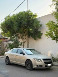 ماليبو 2011 لون ذهبي بغداد للبيع : السعر 65 ورقه وبيها مجال  محرك 4 سل...