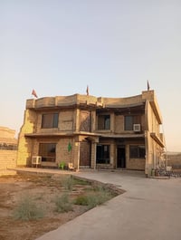 دونمين مع دار للبيع بناء حديث ٢٠٢٣  طابق اول غرفتين نوم مجمع صحي هول ا...