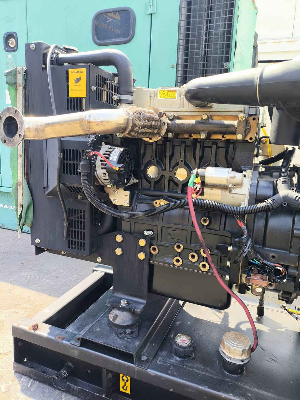 بيركنز انكليزي 4 سلندر توليد لوري سومر فرنسي 20KVA اخو الزيرو السعر 38 ورقة العنوان اربيل للأستفسار الإتصال *********** يوجد توصيل لكافة المحافظات 🚛

