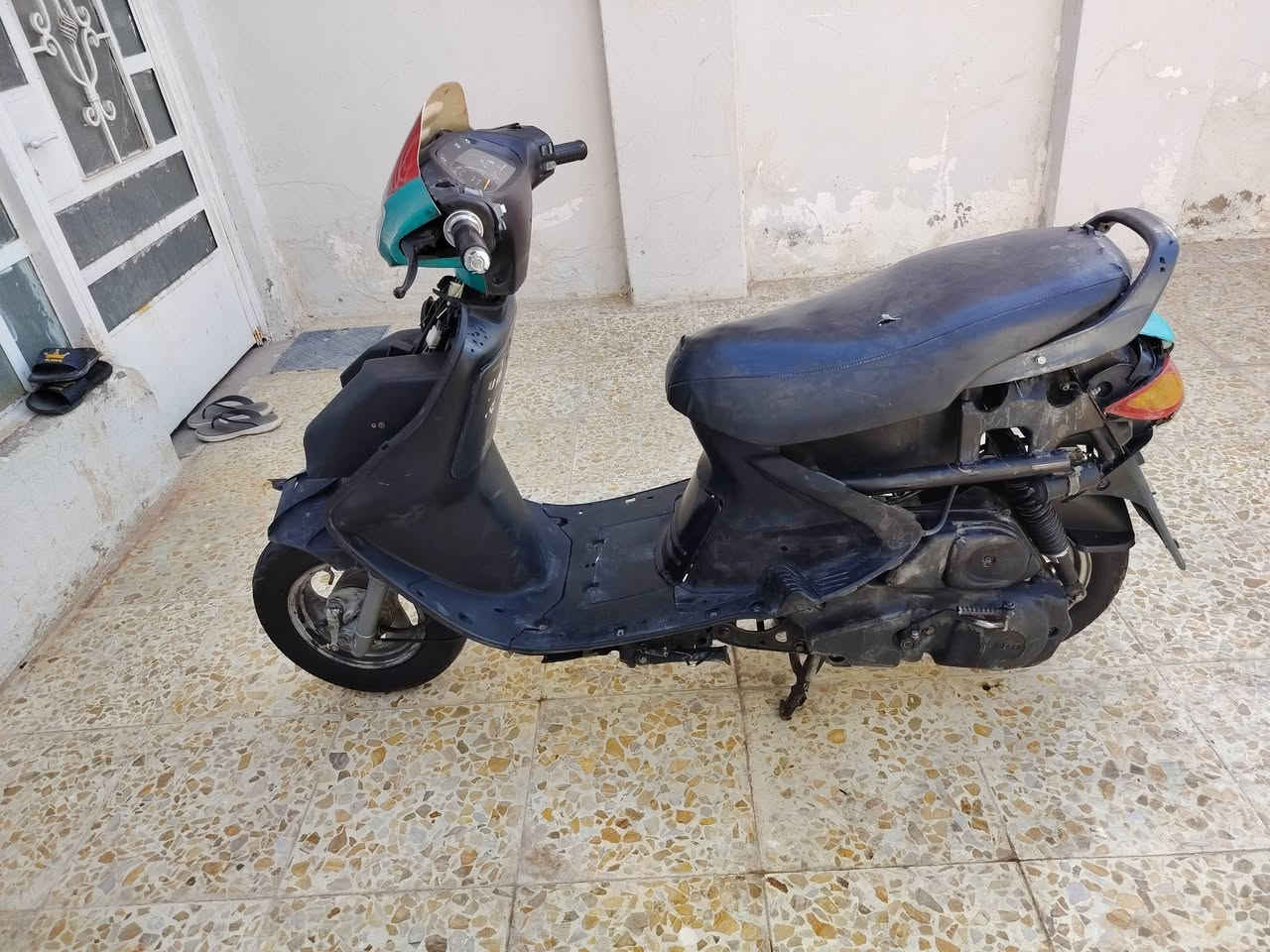 سلام عليكم دراجه فراشه للبيع نضافه فول مكنه خرسه. مجفته تجفيت اصلي الكهربائيات كلها شغاله نكره سلف السعر 300 قفل مكاني نجف حي الميلاد ***********

